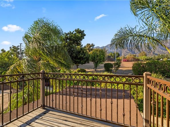 5830 Emerald Street, Rancho Cucamonga CA 91701