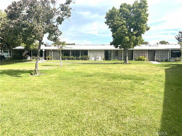13180 Nassau Dr 210D, Seal Beach CA 90740