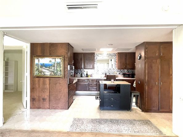 13180 Nassau Dr 210D, Seal Beach CA 90740