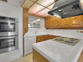 228 Greentree, Upland CA 91786
