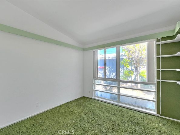 228 Greentree, Upland CA 91786
