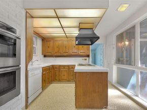 228 Greentree, Upland CA 91786