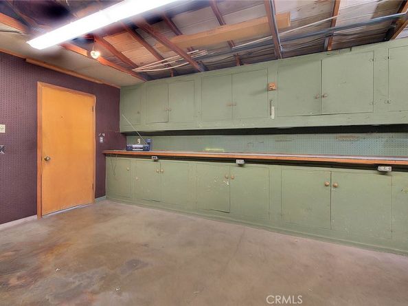 228 Greentree, Upland CA 91786