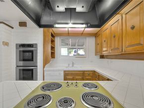 228 Greentree, Upland CA 91786