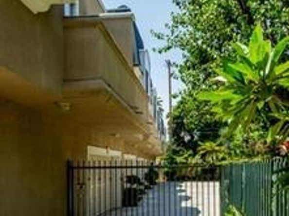 11603 Mississippi, Los Angeles CA 90025