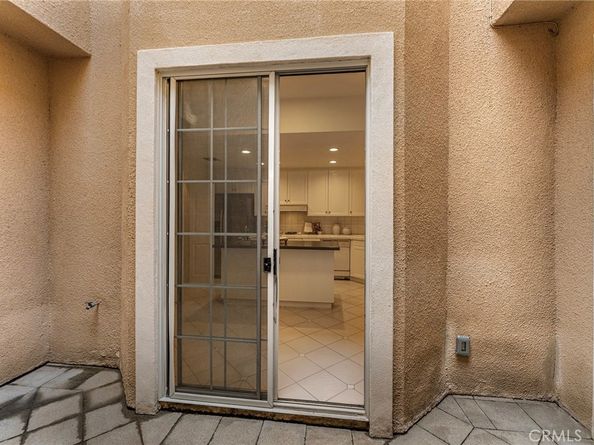 11603 Mississippi, Los Angeles CA 90025