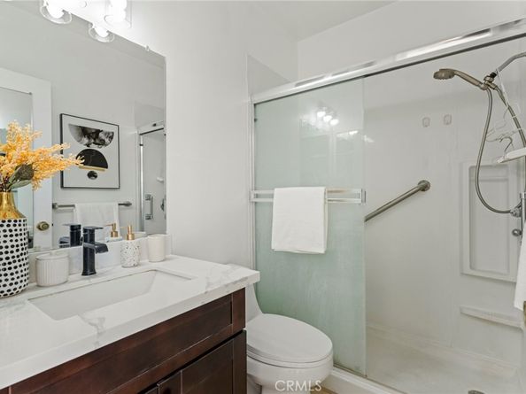925 W College, Los Angeles CA 90012