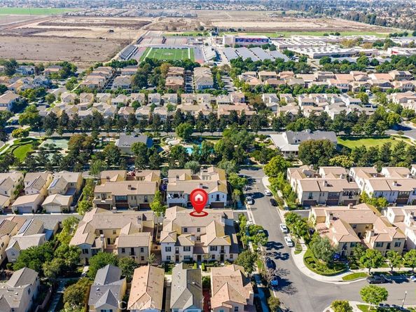 3203 S Edenglen Paseo B, Ontario CA 91761