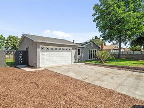 1064 E La Verne Avenue, Pomona CA 91767