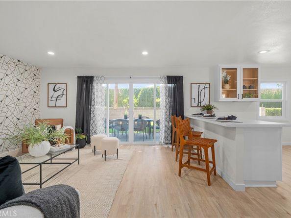 1064 E La Verne Avenue, Pomona CA 91767