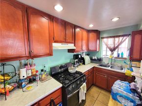 1520 W 37th Street, Los Angeles CA 90018