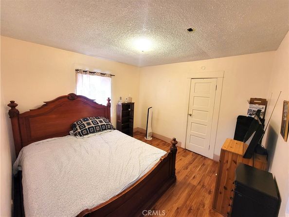 1520 W 37th Street, Los Angeles CA 90018