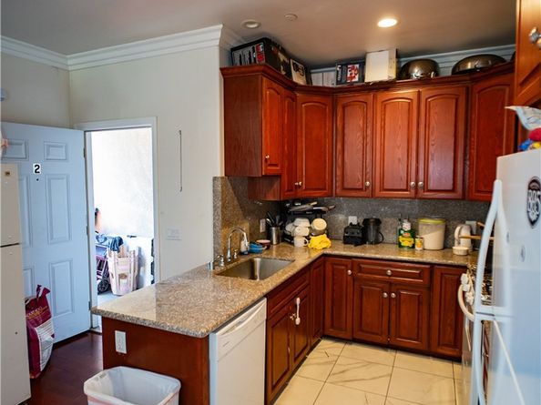 2021 Miramar Street, Los Angeles CA 90057