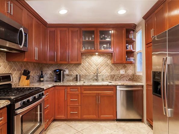 3625 Fredonia Drive 4, Hollywood Hills CA 90068