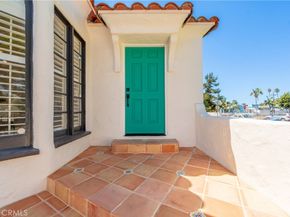 1950 W 79th Street, Los Angeles CA 90047