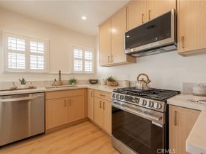 1950 W 79th Street, Los Angeles CA 90047