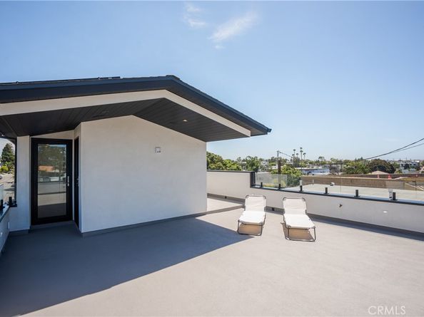 521 1/2 Iris Avenue, Corona Del Mar CA 92625
