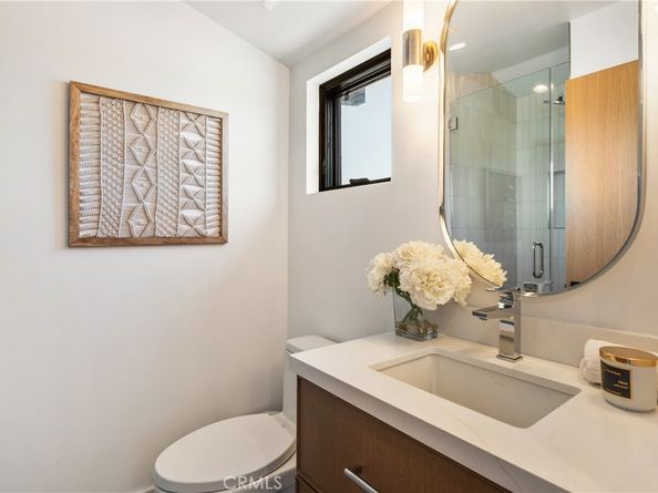 521 1/2 Iris Avenue, Corona Del Mar CA 92625
