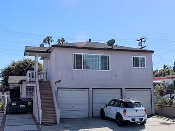 5126 W El Segundo Boulevard