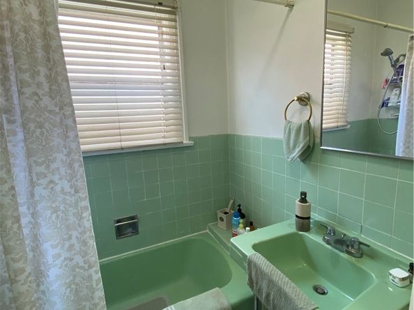 6035 4th Avenue, Los Angeles CA 90043