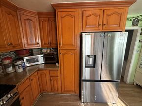 3529 10th, Los Angeles CA 90018