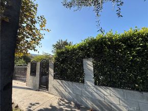 3529 10th, Los Angeles CA 90018