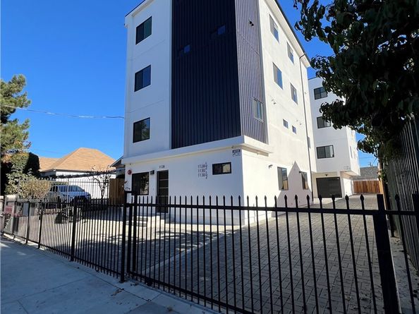 1128 Ardmore, Los Angeles CA 90006