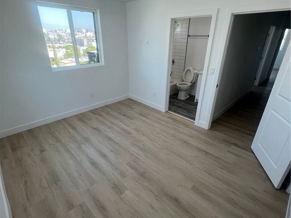 1128 Ardmore, Los Angeles CA 90006