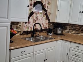 8600 S Gate, South Gate CA 90280