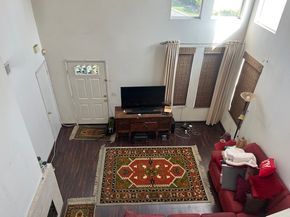 317 Oakview Dr, Azusa CA 91702