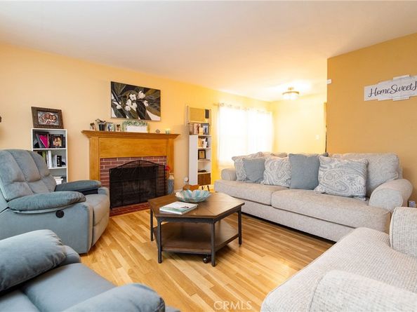 1124 E Ridgewood, Long Beach CA 90807