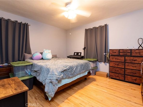 1124 E Ridgewood, Long Beach CA 90807