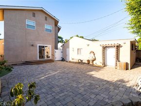 1124 E Ridgewood, Long Beach CA 90807