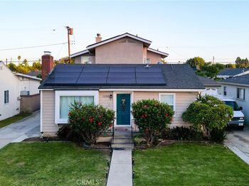 1124 E Ridgewood