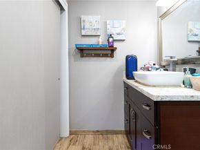 1124 E Ridgewood, Long Beach CA 90807