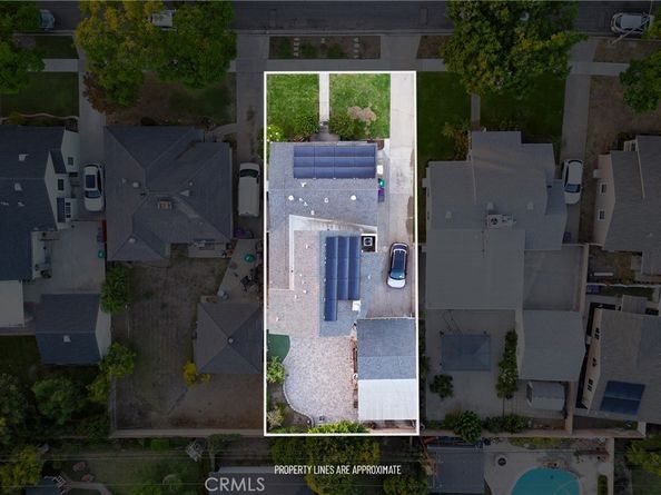 1124 E Ridgewood, Long Beach CA 90807