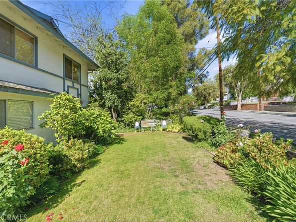 126 E Highland 3, Sierra Madre CA 91024
