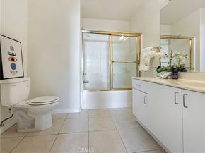 50 W Mountain Street 13, Pasadena CA 91103