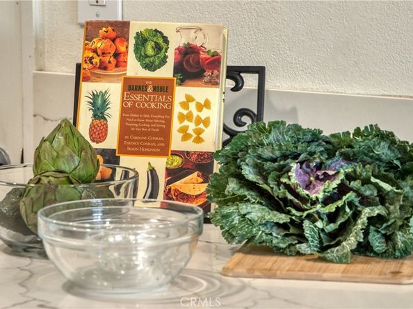 1665 Federal Avenue 302, Los Angeles CA 90025