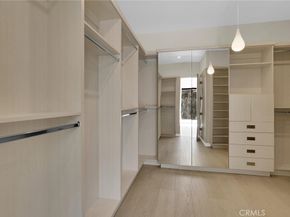 2341 Zorada Court, Los Angeles CA 90046