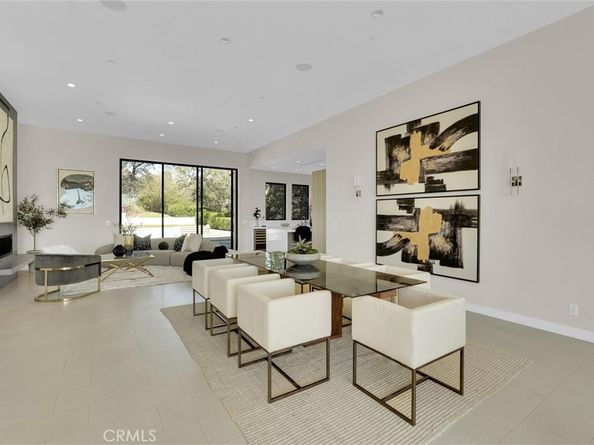 2341 Zorada Court, Los Angeles CA 90046