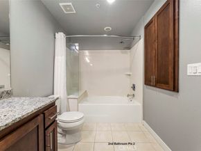 21301 Erwin Street 516, Woodland Hills CA 91367