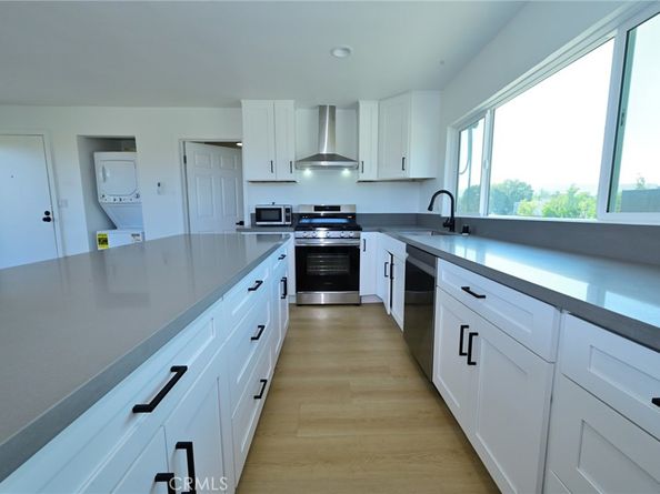 425 N Raymond, Pasadena CA 91103