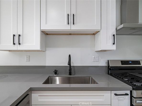 425 N Raymond, Pasadena CA 91103