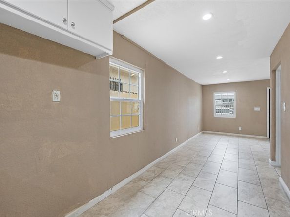 13032 S Main Street, Los Angeles CA 90061