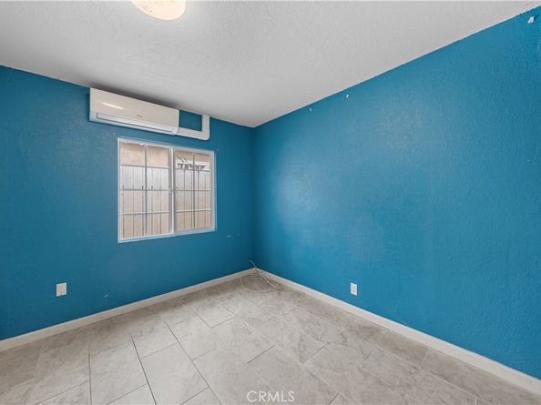 13032 S Main Street, Los Angeles CA 90061