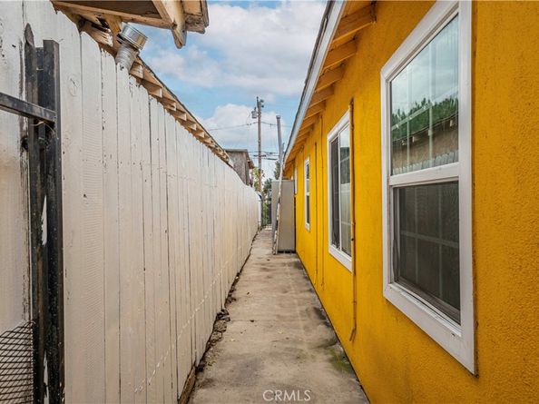 13032 S Main Street, Los Angeles CA 90061