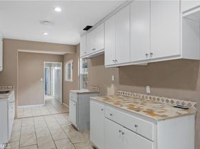 13032 S Main Street, Los Angeles CA 90061