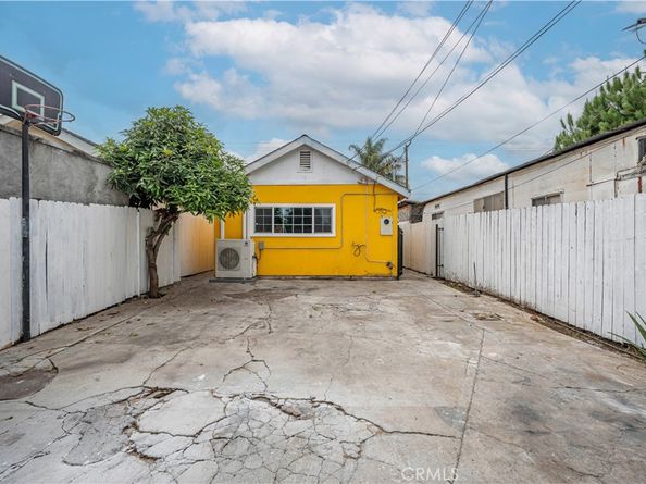 13032 S Main Street, Los Angeles CA 90061