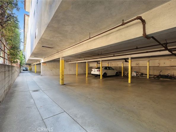 332 Riverdale Drive, Glendale CA 91204